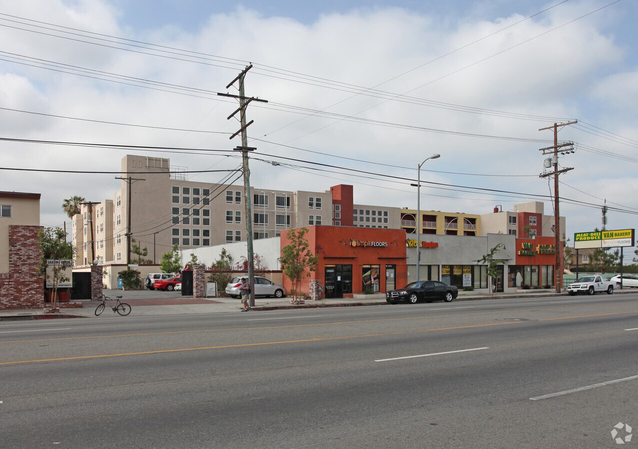 Photo - Colonia Corona Apartments