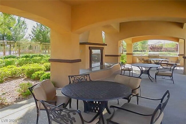 Photo - 8113 Slate Falls St