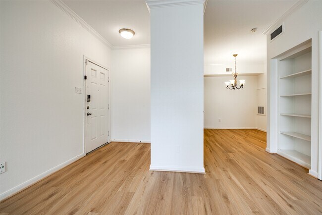 Photo - 2255 Braeswood Park Dr Unit 294