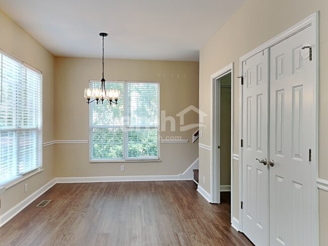 Photo - 309 Kentons Way