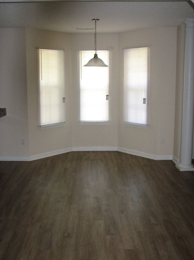 Photo - 2680 Moonlite Dr