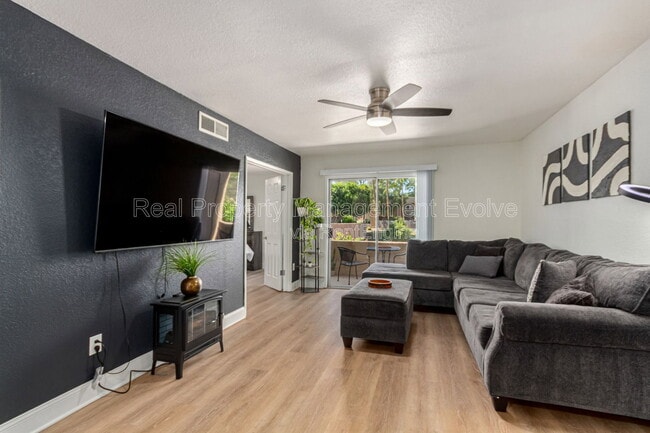 Photo - 5877 N Granite Reef Rd Unit Apt 1133