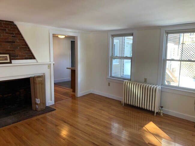 Photo - 31 Eastern Ave