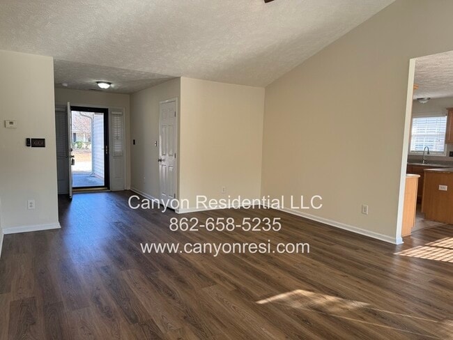 Photo - 1247 Chimney Swift Dr