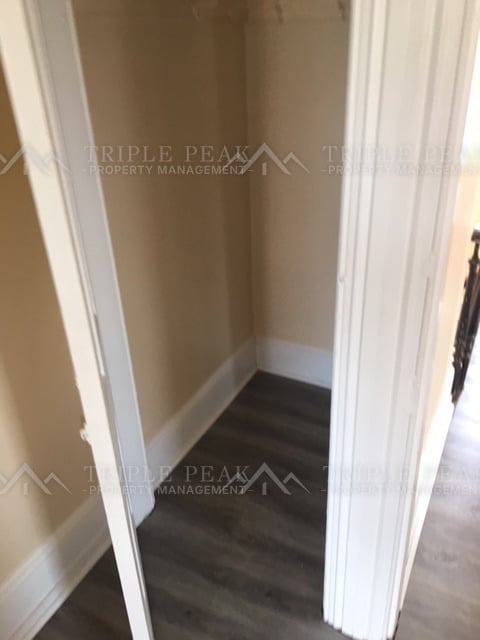 Photo - 1044 DeKalb St Unit 2F