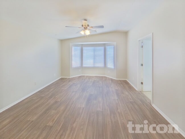 Photo - 45310 W Norris Rd