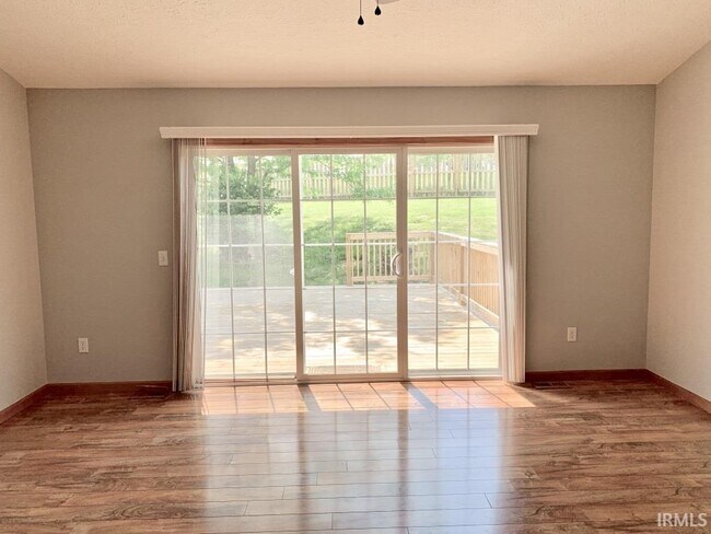 Photo - 1209 W Aspen Ct