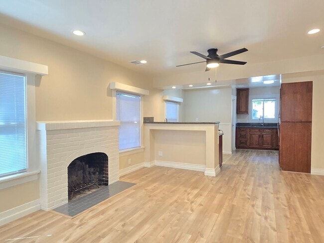 Photo - 450 S Shoreline Blvd Unidad A