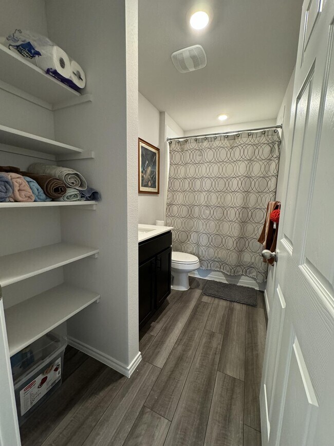 Photo - 1707 Merritt Rd