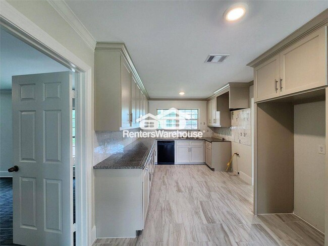 Photo - 8033 Turquoise Ln