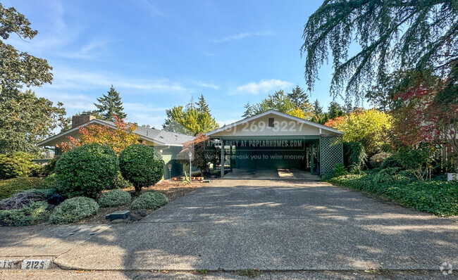 Building Photo - 2125 Trillium St Rental