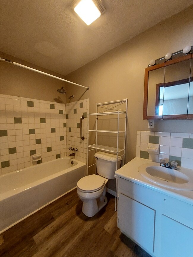 Photo - 437 S 2nd St Unit C