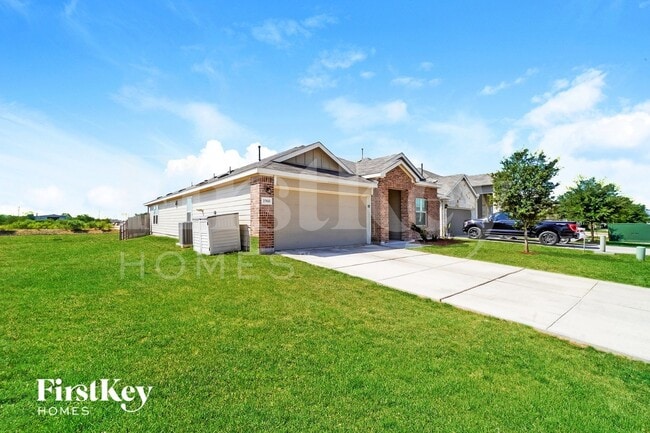 Photo - 1960 Heather Glen Dr
