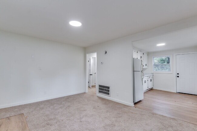 Photo - 4309 E Lincoln St