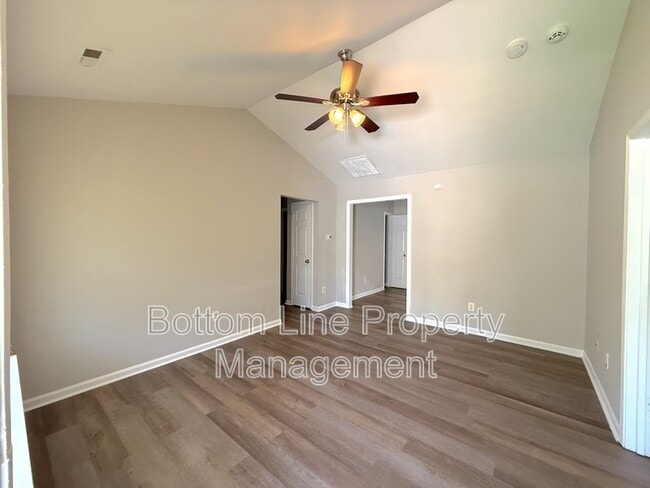 Photo - 5211 Windy Valley Dr