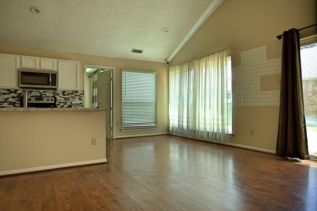Photo - 7219 Caddo Lake Ln