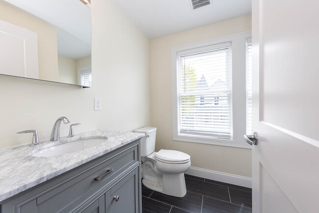 Photo - 59 Catherine St Unit 1