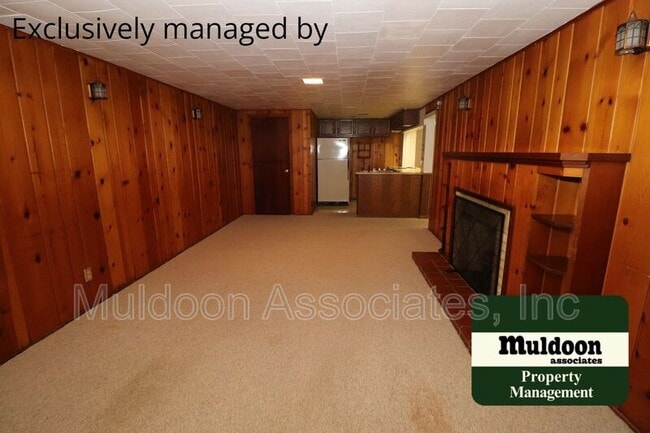 Photo - 215 Kenwood Dr