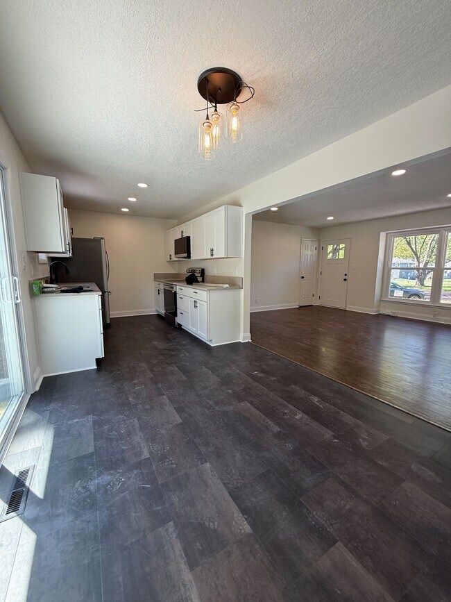 Photo - 9215 W 98th Terrace