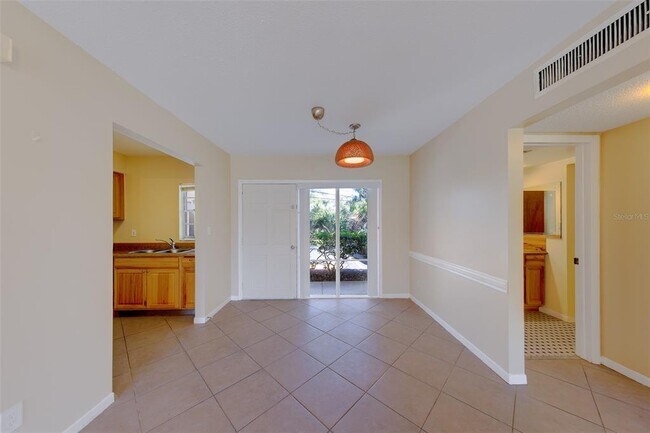 8301 Bardmoor Blvd Unit 110