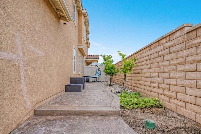 Photo - 1224 Los Olivos Street