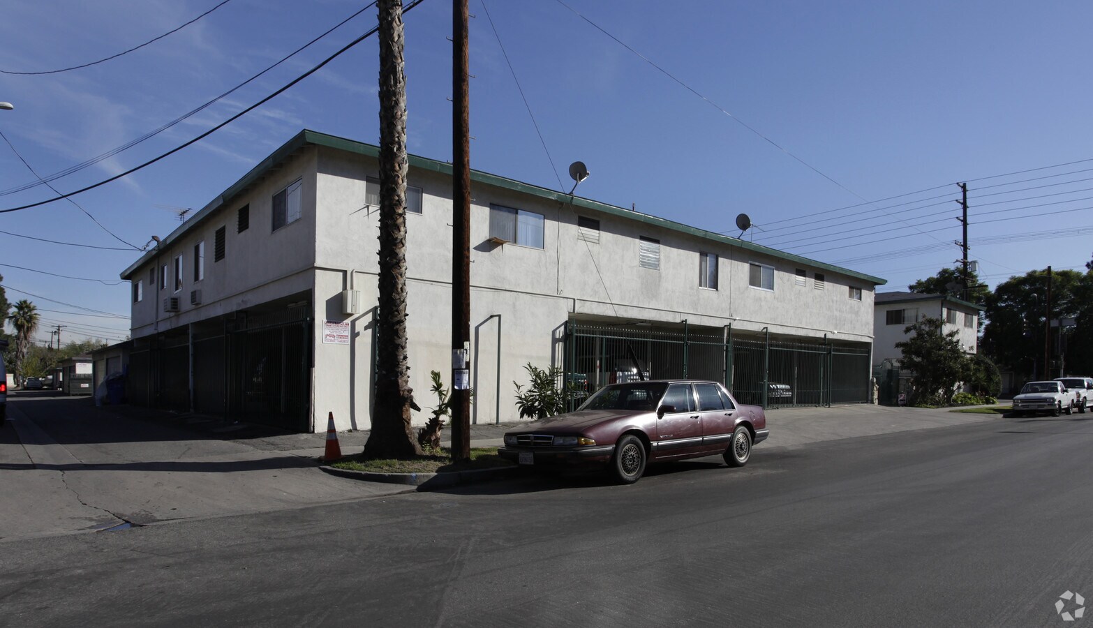 Photo - 12255 Vanowen St