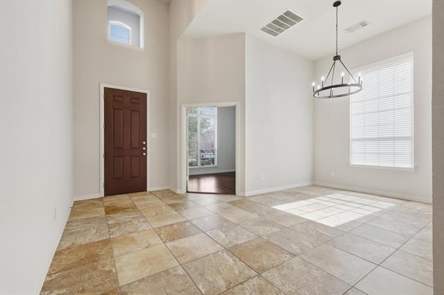 Photo - 1328 Burnett Rd