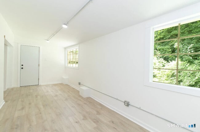 Photo - 30 Grove St Unit B