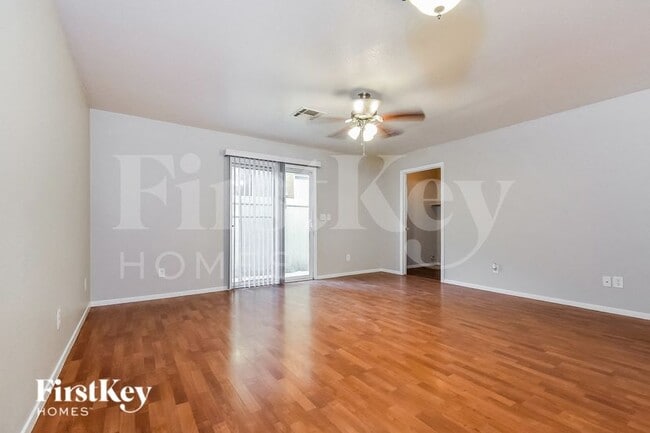 Photo - 1781 Molly Meadows St