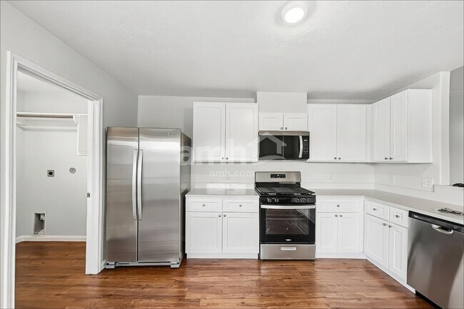 Photo - 3934 Hawthorn Glen Ct