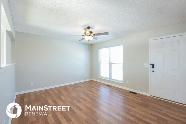 Photo - 2520 E 98th Ave