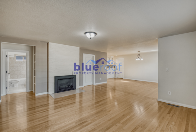 Photo - 10626 NE Knott St