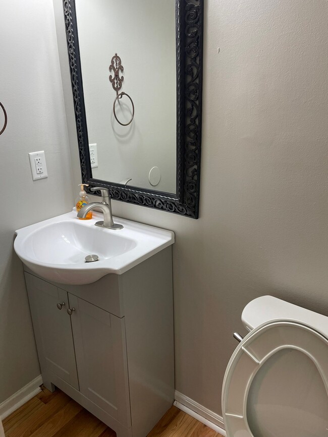 Photo - 7560 Toweron Ln