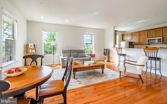 Photo - 310 Katie Ln