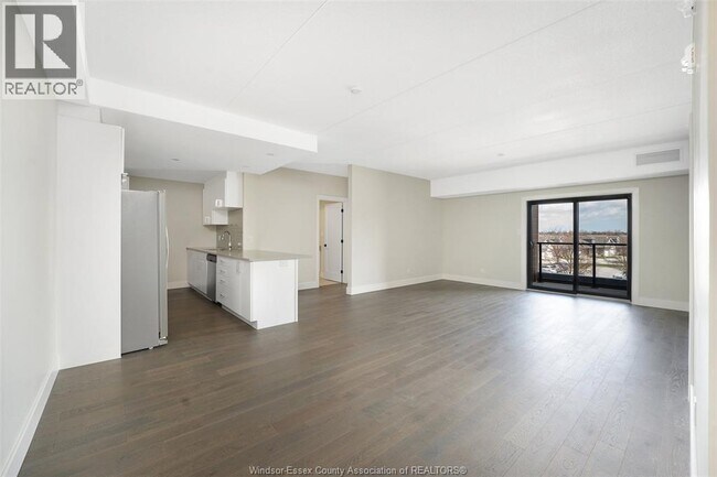 Photo - 2550 Sandwich W Pkwy Unit 310