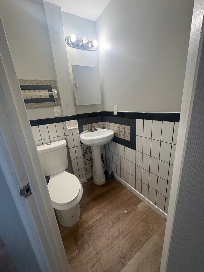 Photo - 3508 Woodbrook Ave Unit 1