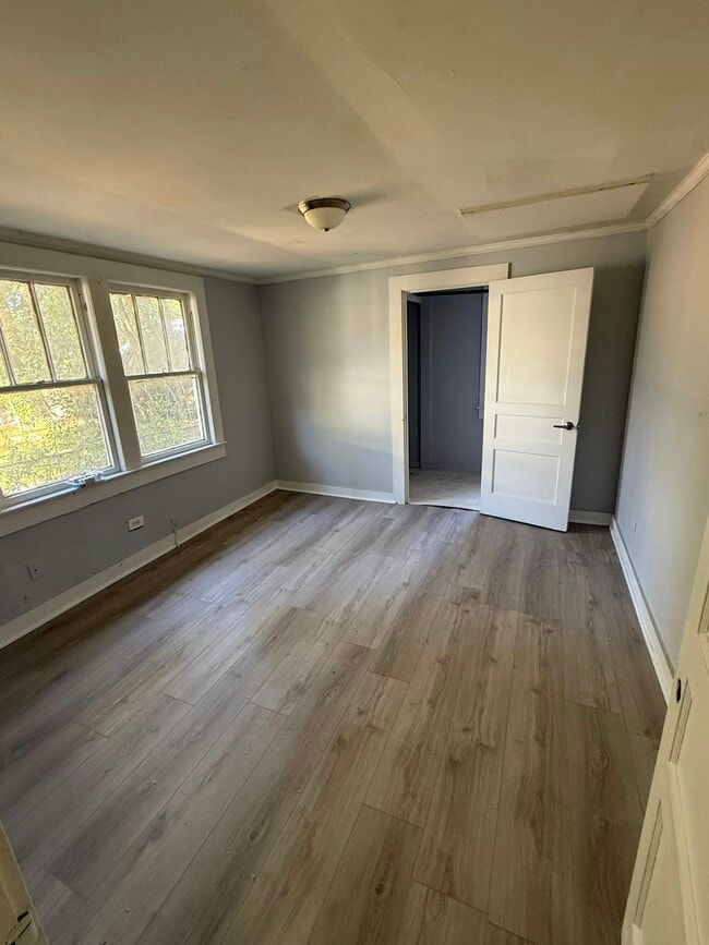 Photo - 1070 Arlington St