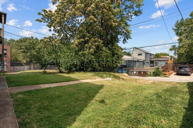 4175 McRee Ave Unit 1e