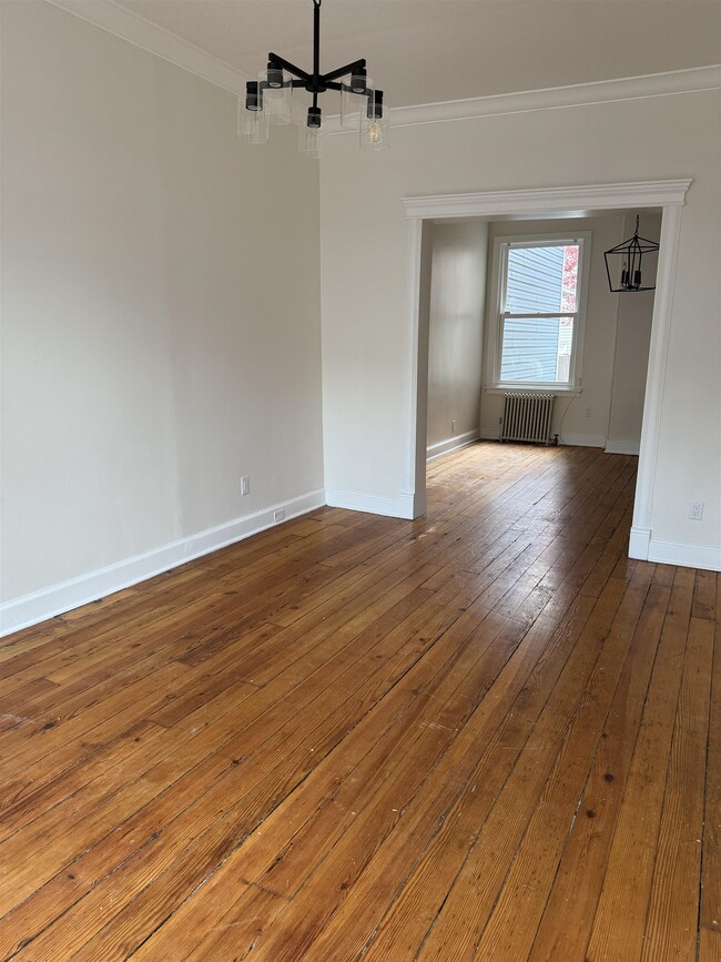 Photo - 664 Palisade Ave