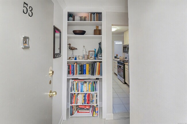 Photo - 53 Lawson Ln Unit 53