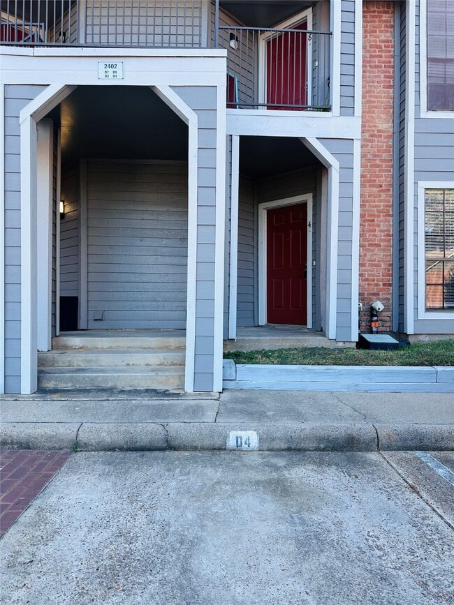 Photo - 2402 Sycamore Ave Unit D4