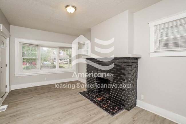 Photo - 656 S 42nd St