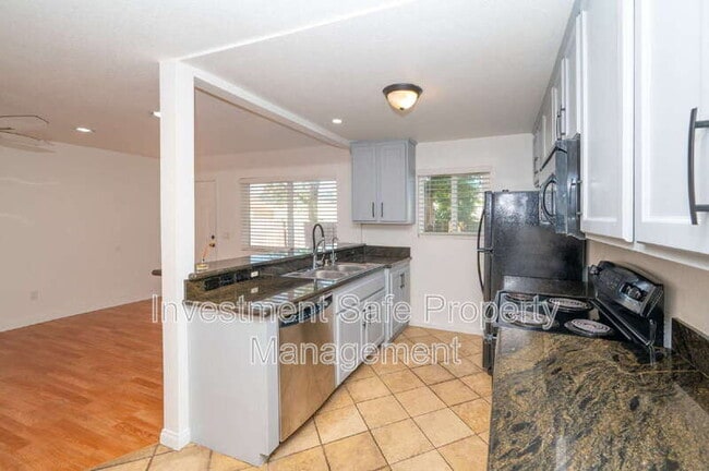 Photo - 9860 Dale Ave Unit #B2