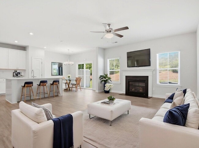 Photo - 10414 Dalton Woods Ct NW