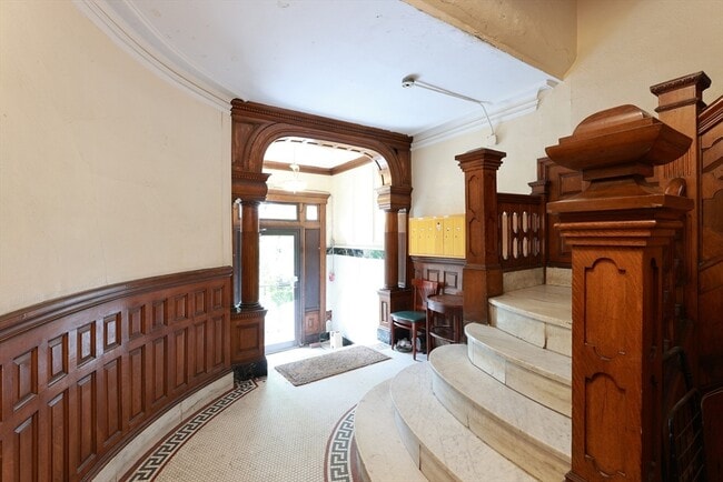 Photo - 35 Westbourne Terrace Unit 2