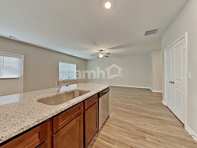 Photo - 3395 Ridge HillPkwy