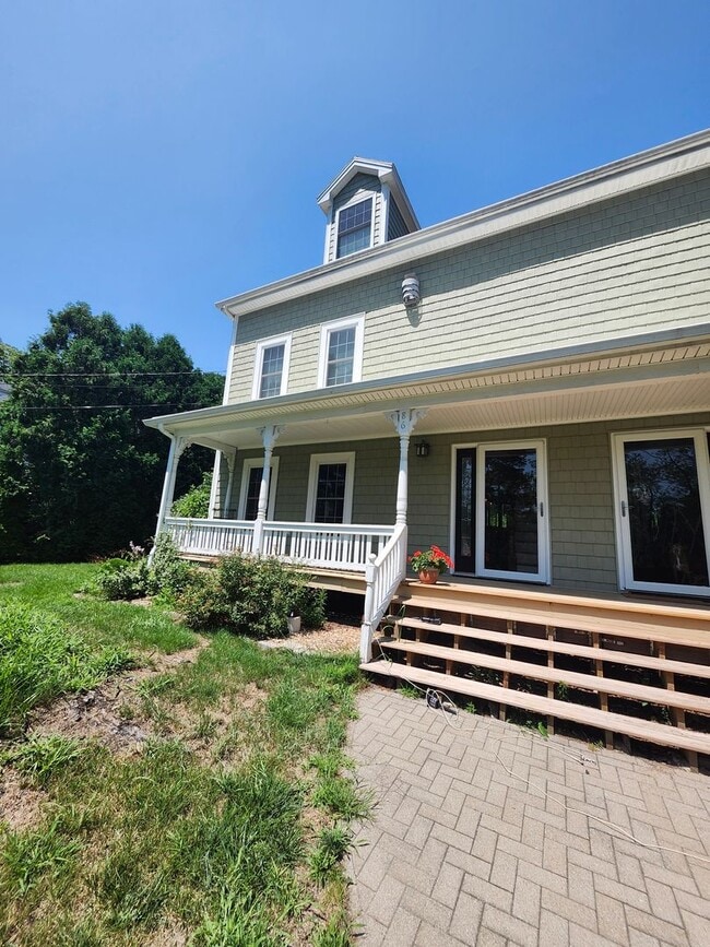 Building Photo - Oversized 3-Bedroom Duplex for Rent – $3,000/Month Unit 86 Gilboa