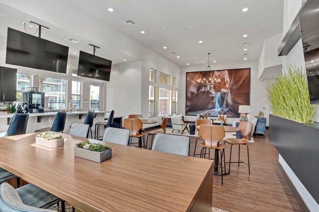 Photo - Gateway at Cooley Station