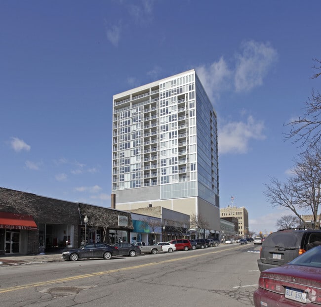 Photo - Fifth Royal Oak