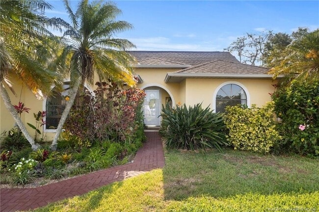 Photo - 2542 SW Kensington St